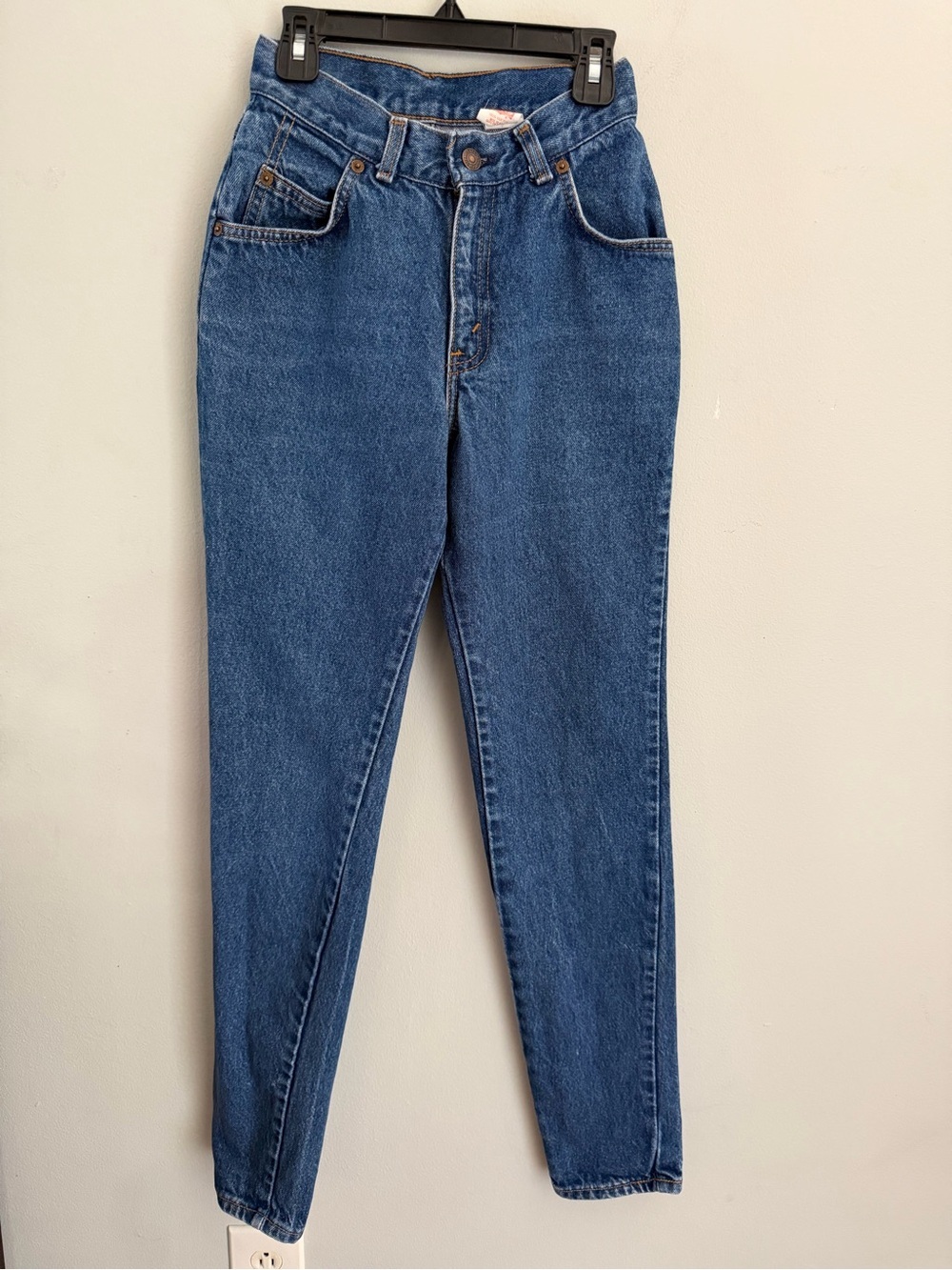 Vintage 80s Levi's 17568 High Waisted Mom Jeans White Tab Made in USA Size 3